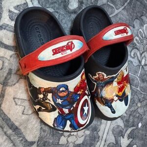 Marvel Avengers crocs Clogs - Black and Red